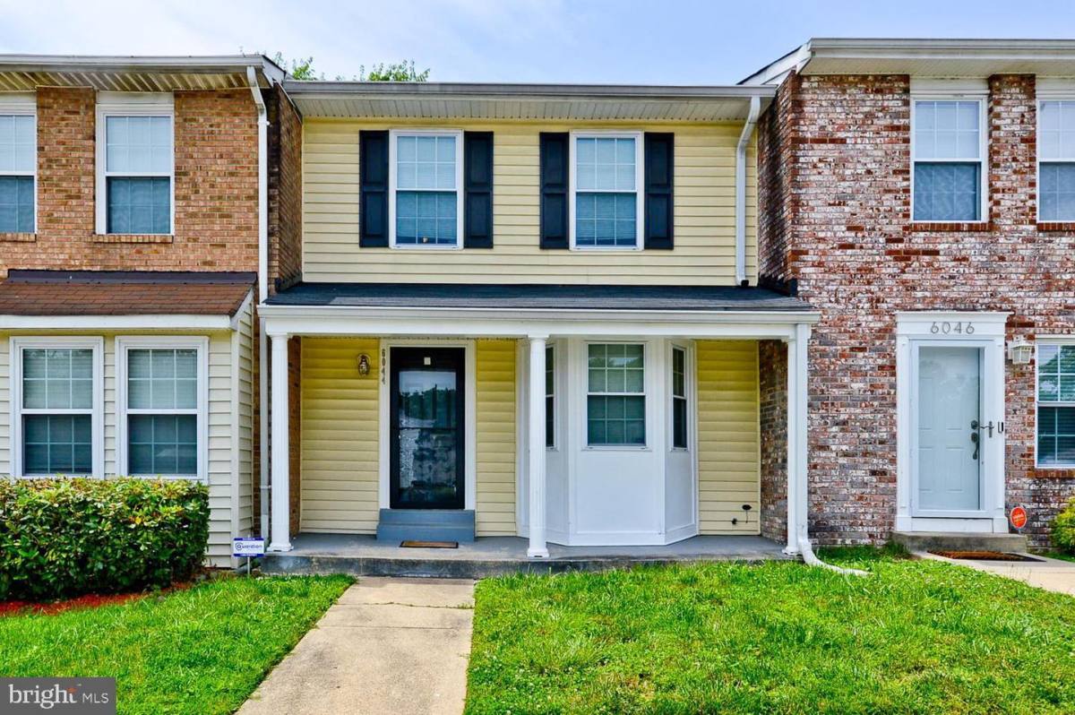 Townhouse for rent at 6044 Saint Moritz Dr, Temple Hills, MD 20748