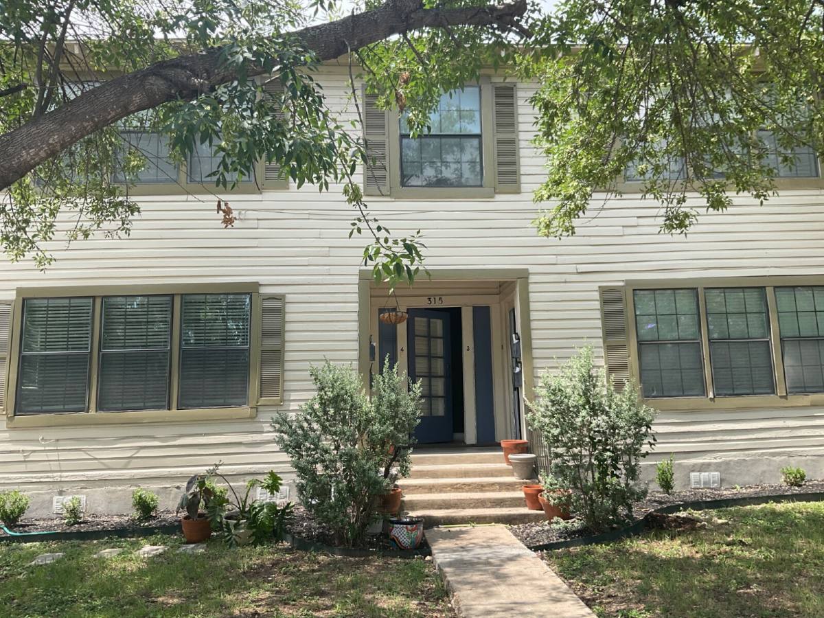 Apartment for rent at 315 Andrews St #4 Up Stairs, San Antonio, TX 78209