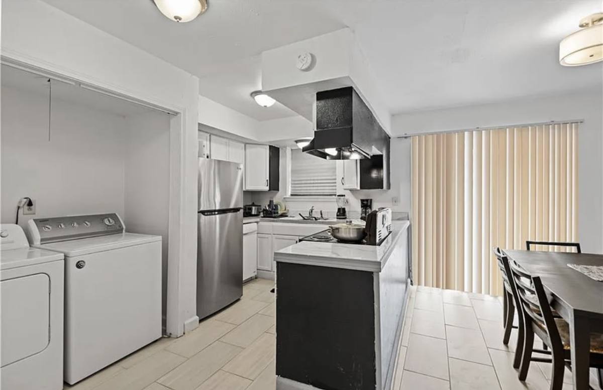 Townhouse for rent at 4439 Woodland Dr #C, New Orleans, LA 70131