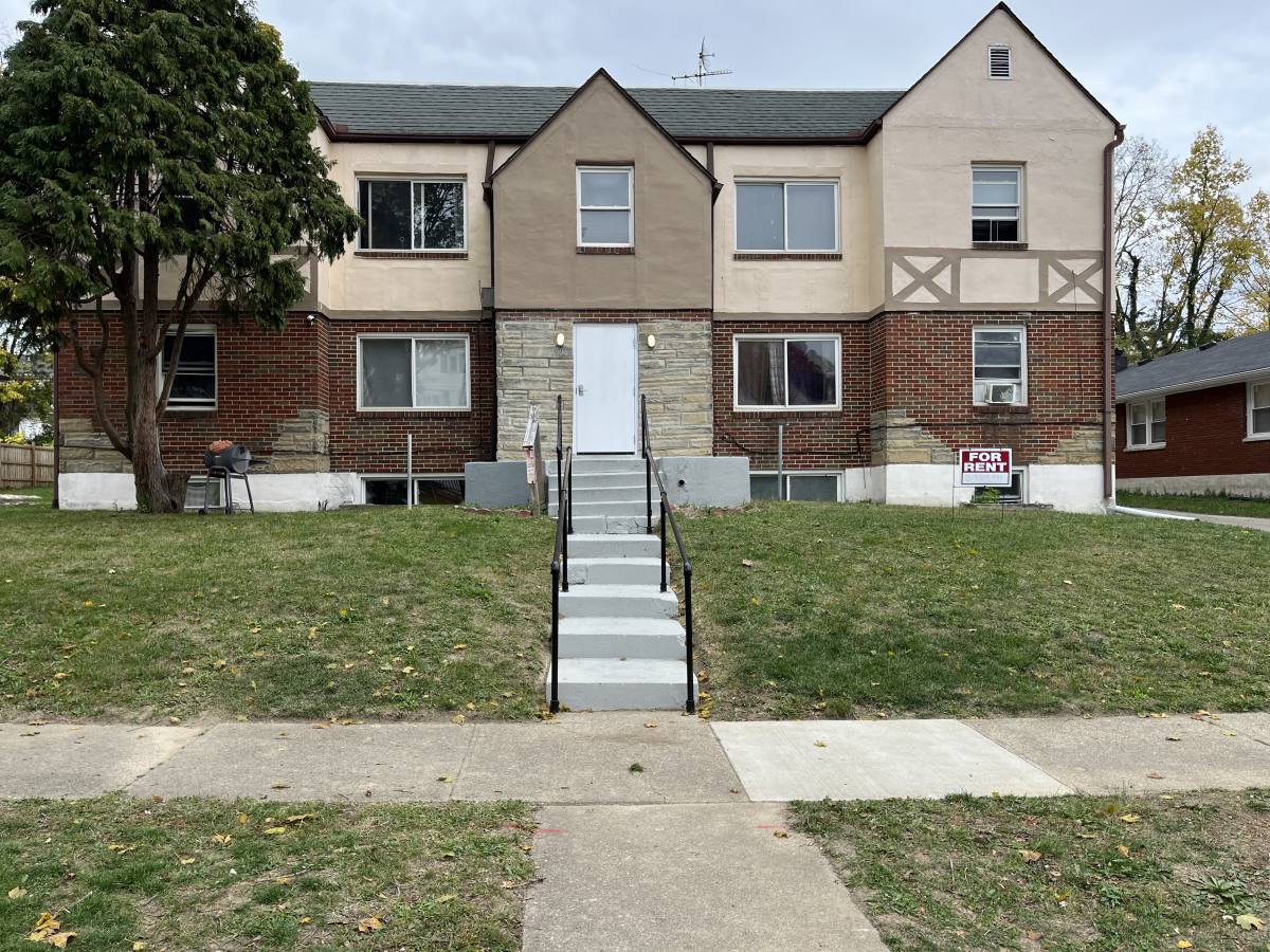 Apartment for rent at 1906 Elsmere Ave #9, Dayton, OH 45406