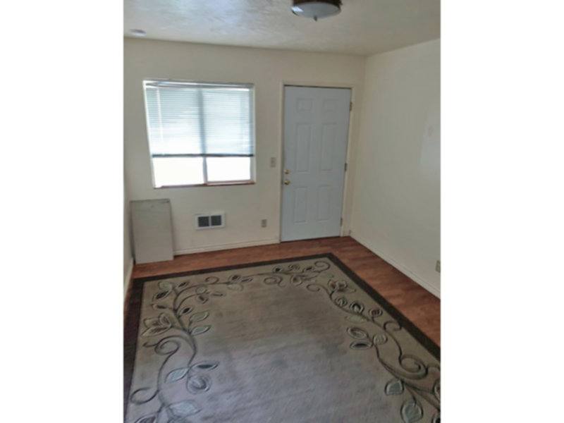 Apartment for rent at Yaquina, 246 S Main St #18, Toledo, OR 97391