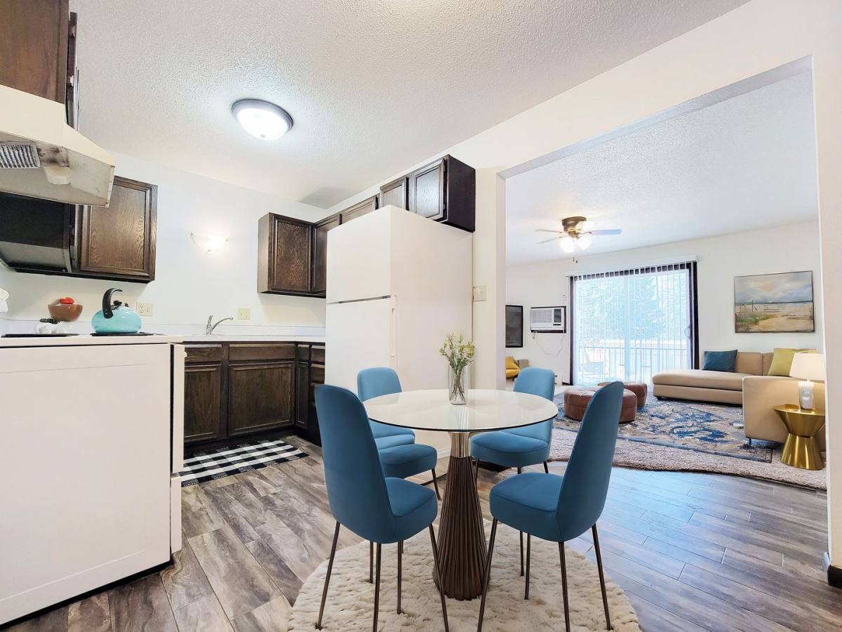 Apartment for rent at 1015 12th St NE, Jamestown, ND 58401
