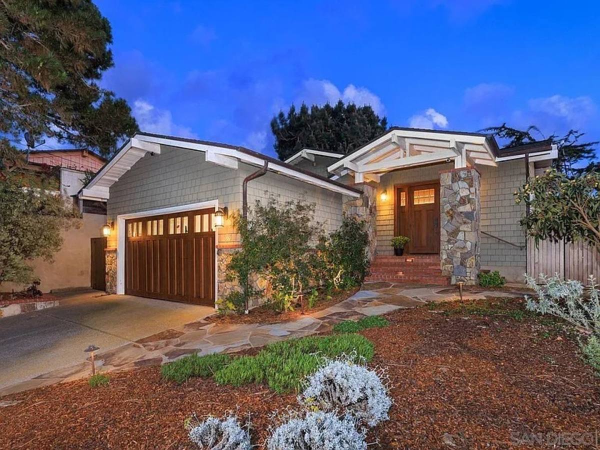 House for rent at 335 10th St, Del Mar, CA 92014