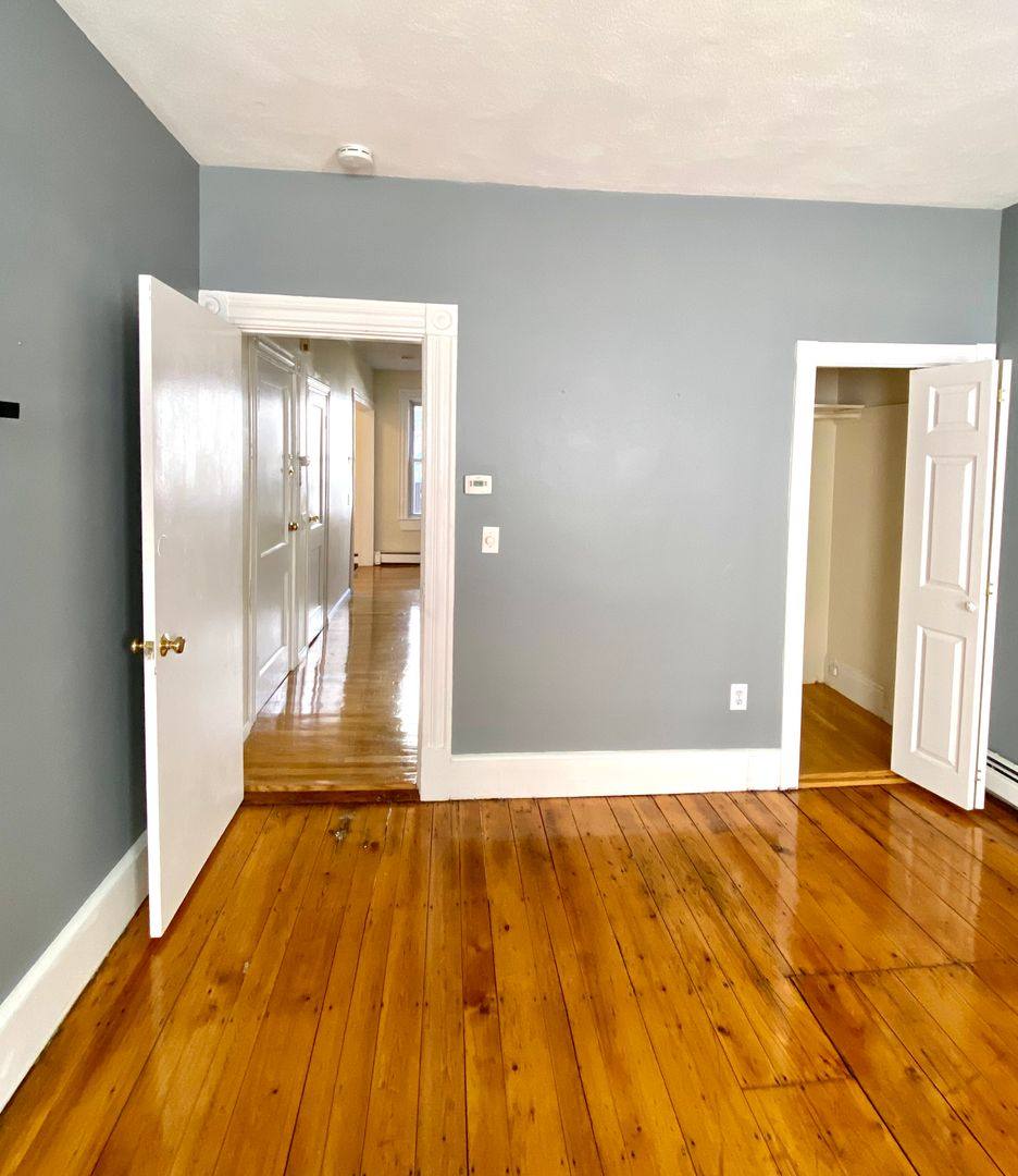 Apartment for rent at 284 Chelsea St, East Boston, MA 02128