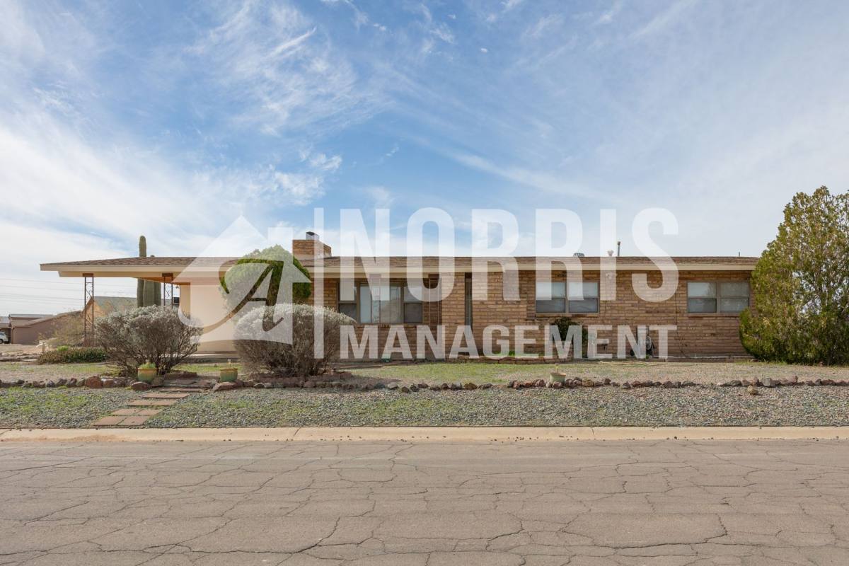 House for rent at 15902 S Cherry Hills Dr, Arizona City, AZ 85123