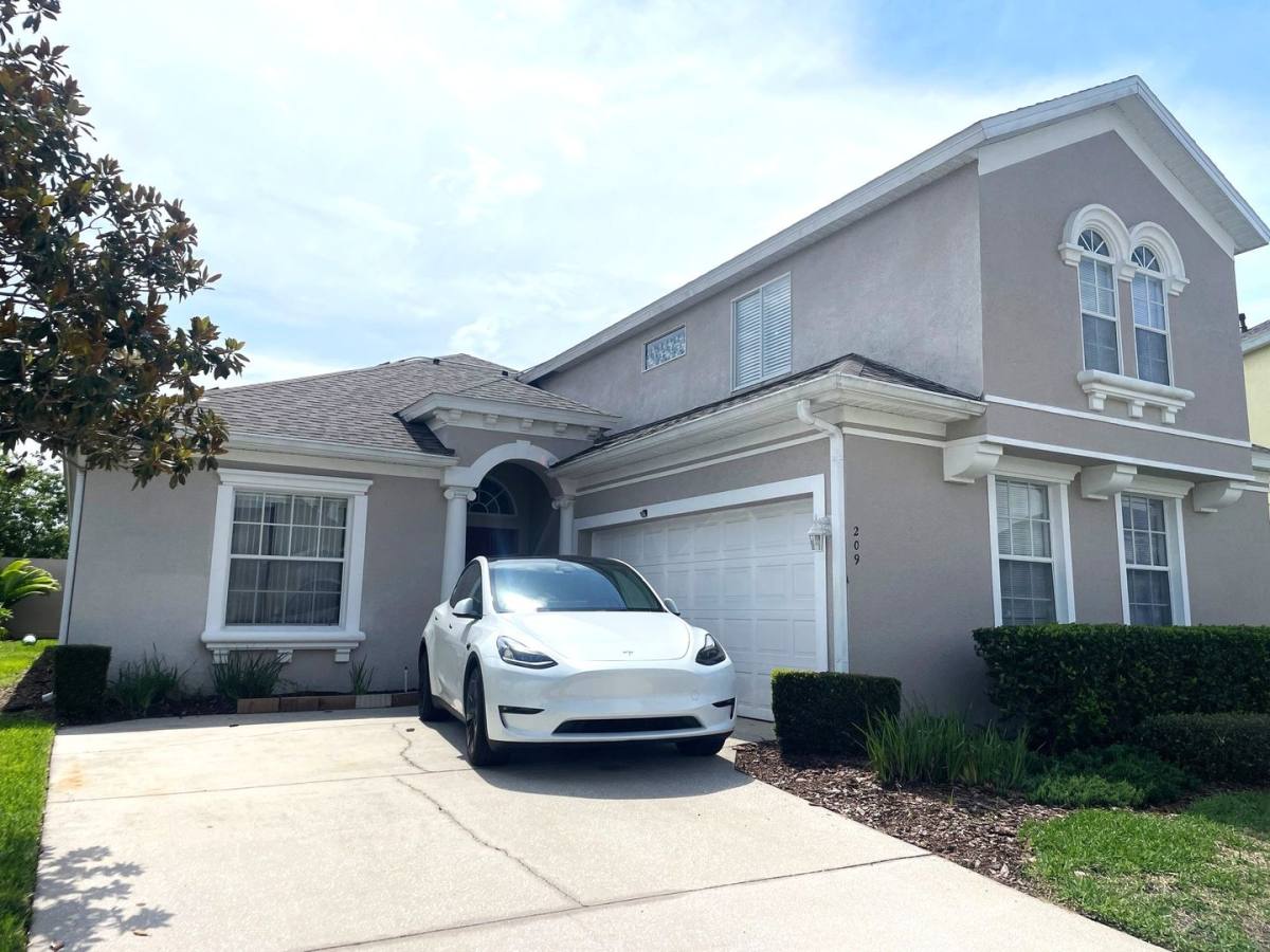 House for rent at 209 Minniehaha Circle, Haines City, FL 33844