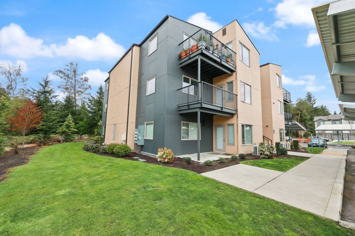 Apartment for rent at 4907 Dunham Dr, Olympia, WA 98501
