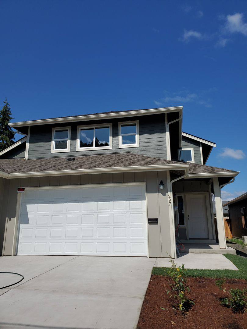 Apartment for rent at 297 S Diamond St, Centralia, WA 98531