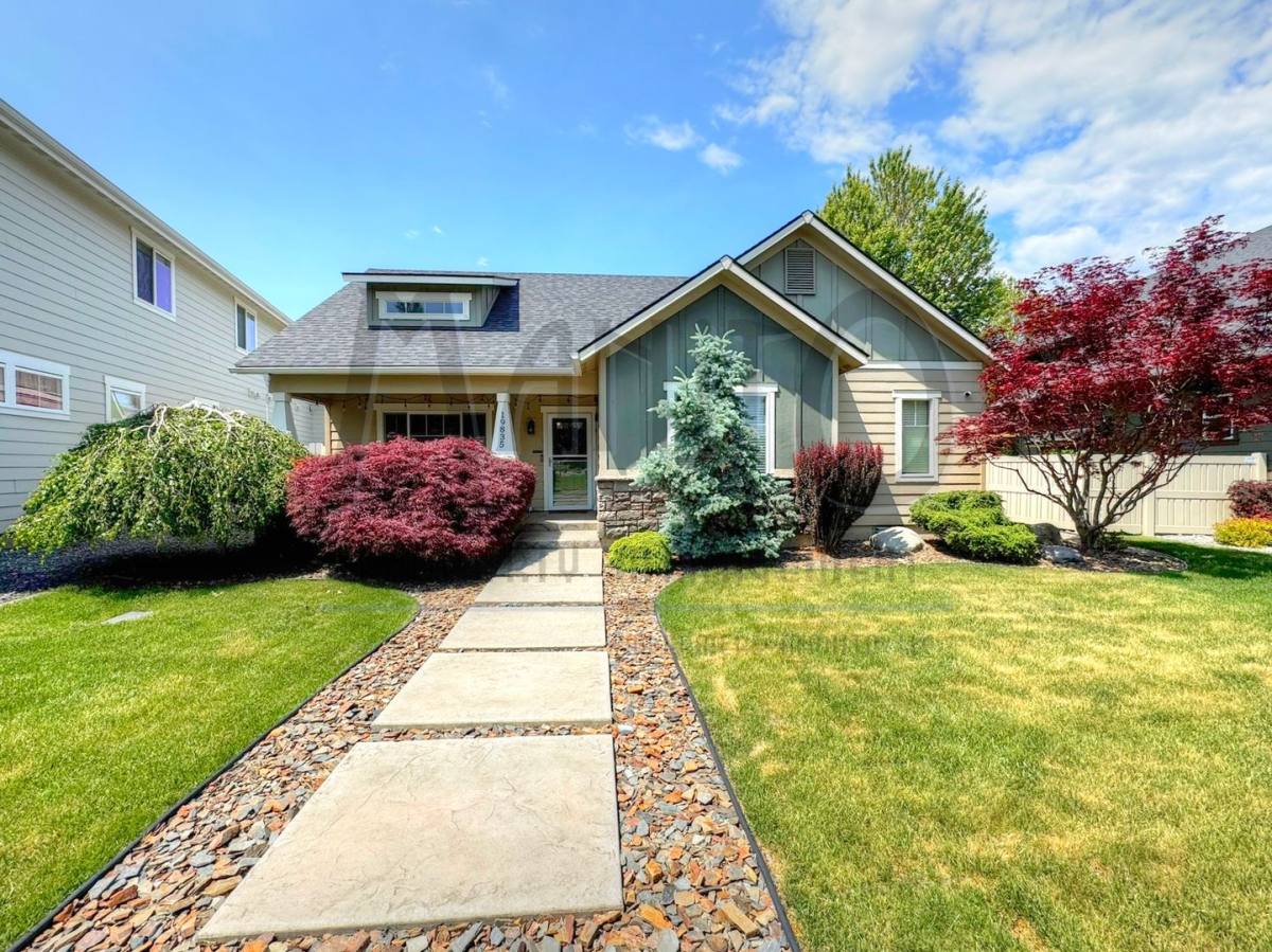House for rent at 19835 E Meyers Ave, Greenacres, WA 99016