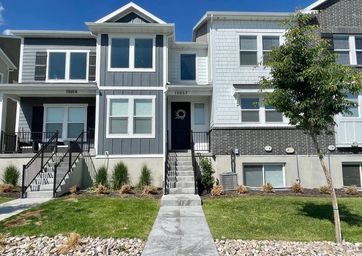 Townhouse for rent at 13957 S Silver Peak Lane, Herriman, UT 84096