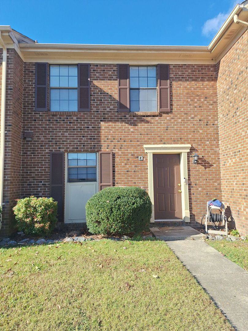 Apartment for rent at 300 Circuit Lane, Newport News, VA 23608