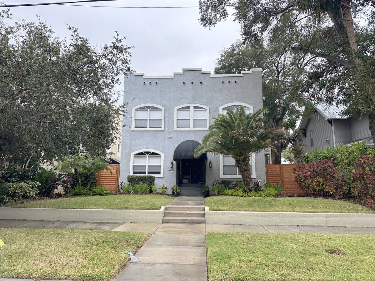 Apartment for rent at 209 S Westland, Tampa, FL 33606