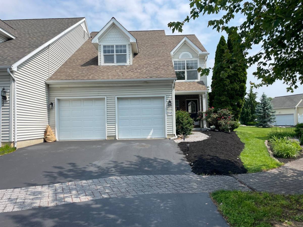 Townhouse for rent at 1047 Kent Garden, Lititz, PA 17543