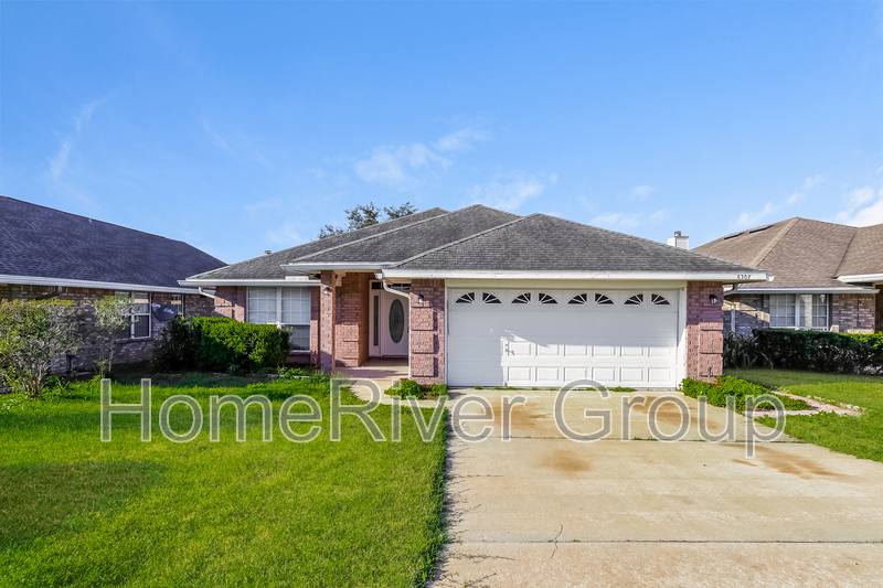 House for rent at 6307 Ironside Dr S, Jacksonville, FL 32244