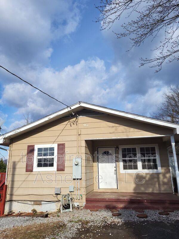 House for rent at 93 N Canton Rd, Canton, NC 28716