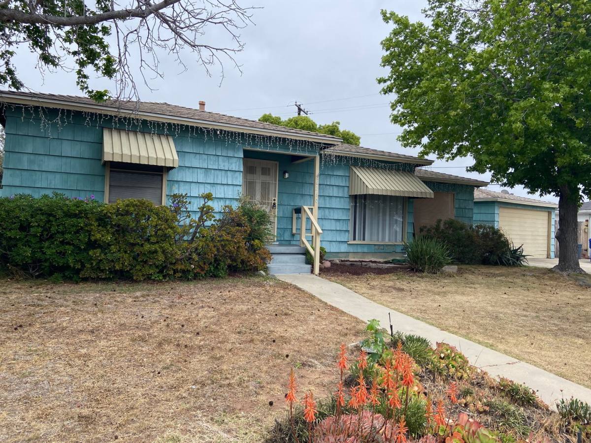 House for rent at 6260 Lorca Dr, San Diego, CA 92115