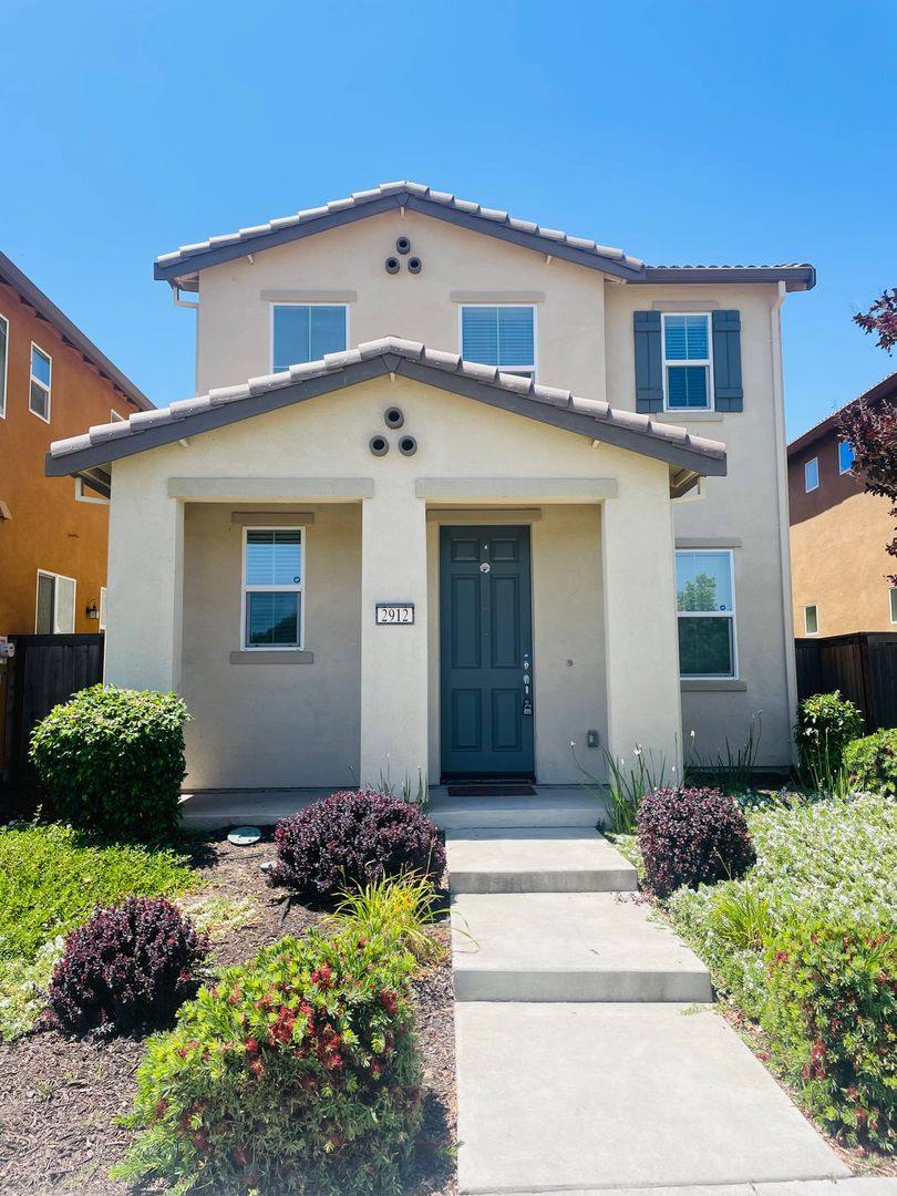 House for rent at 2912 Portage Way, Sacramento, CA 95835