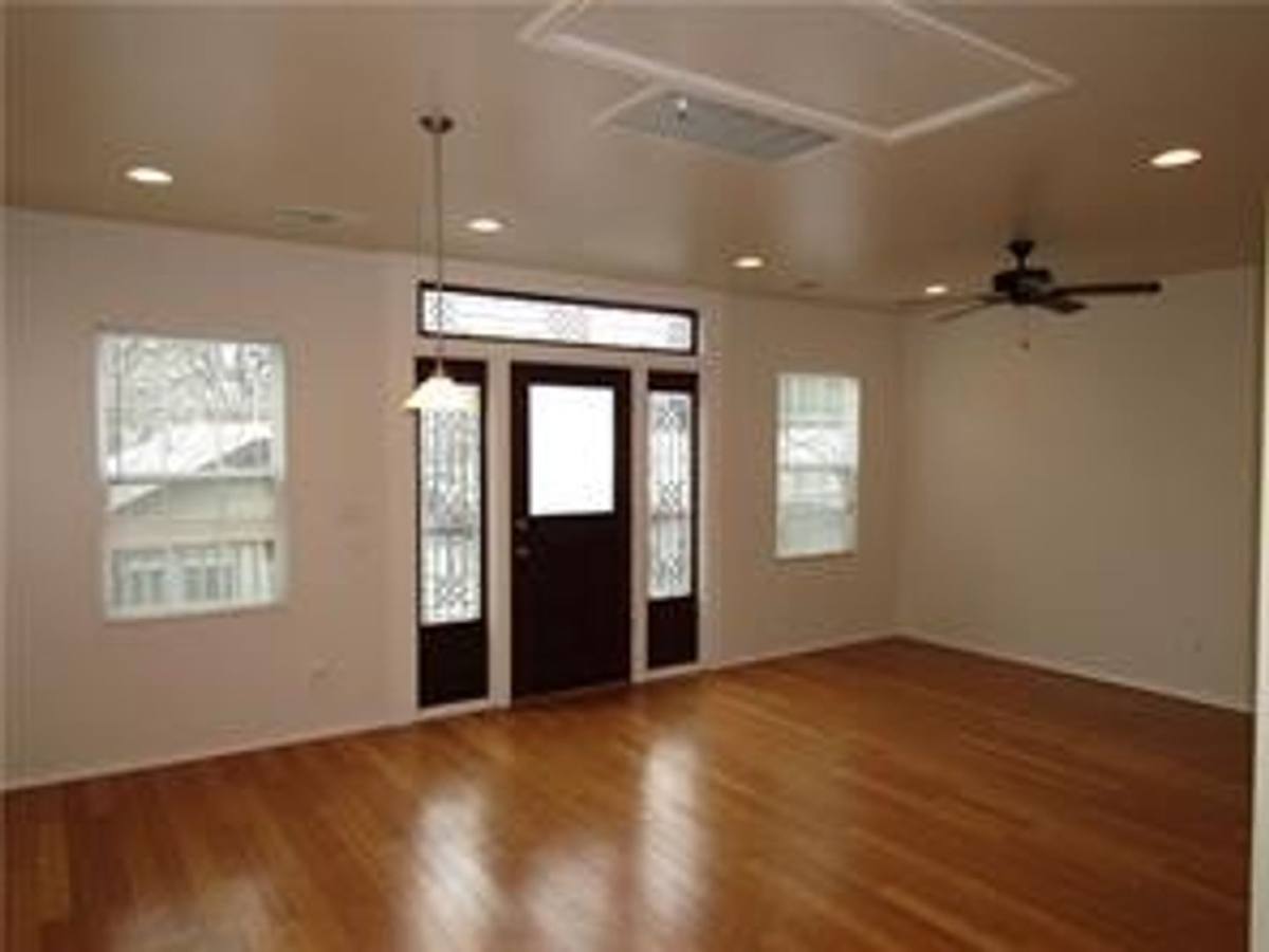House for rent at 2002 Willow St, Austin, TX 78702