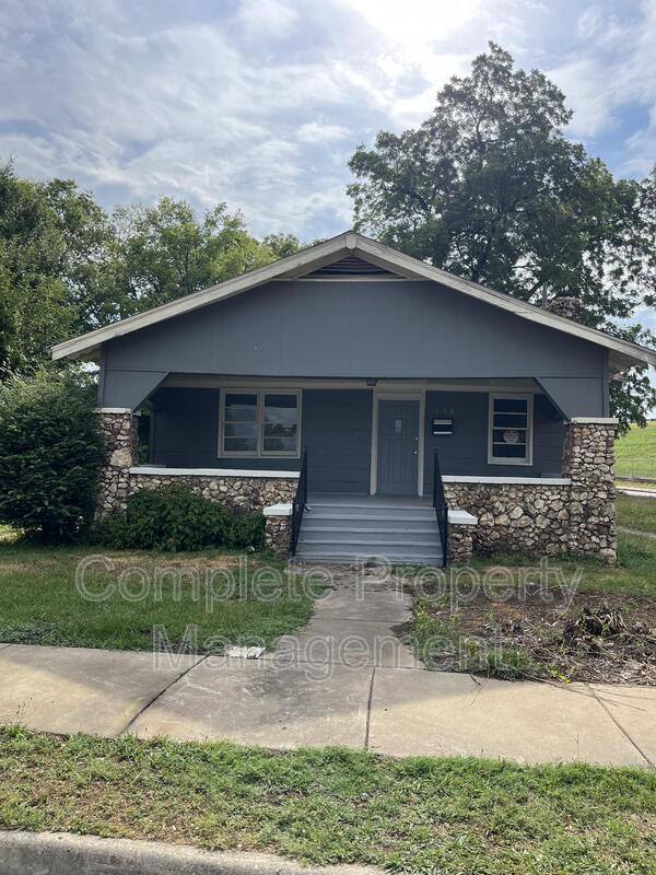 House for rent at 256 54th St N #1, Birmingham, AL 35212