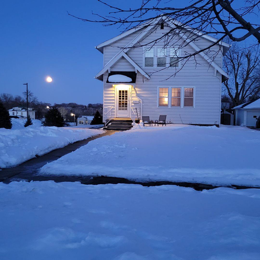 House for rent at 2922 Jones St, Sioux City, IA 51104