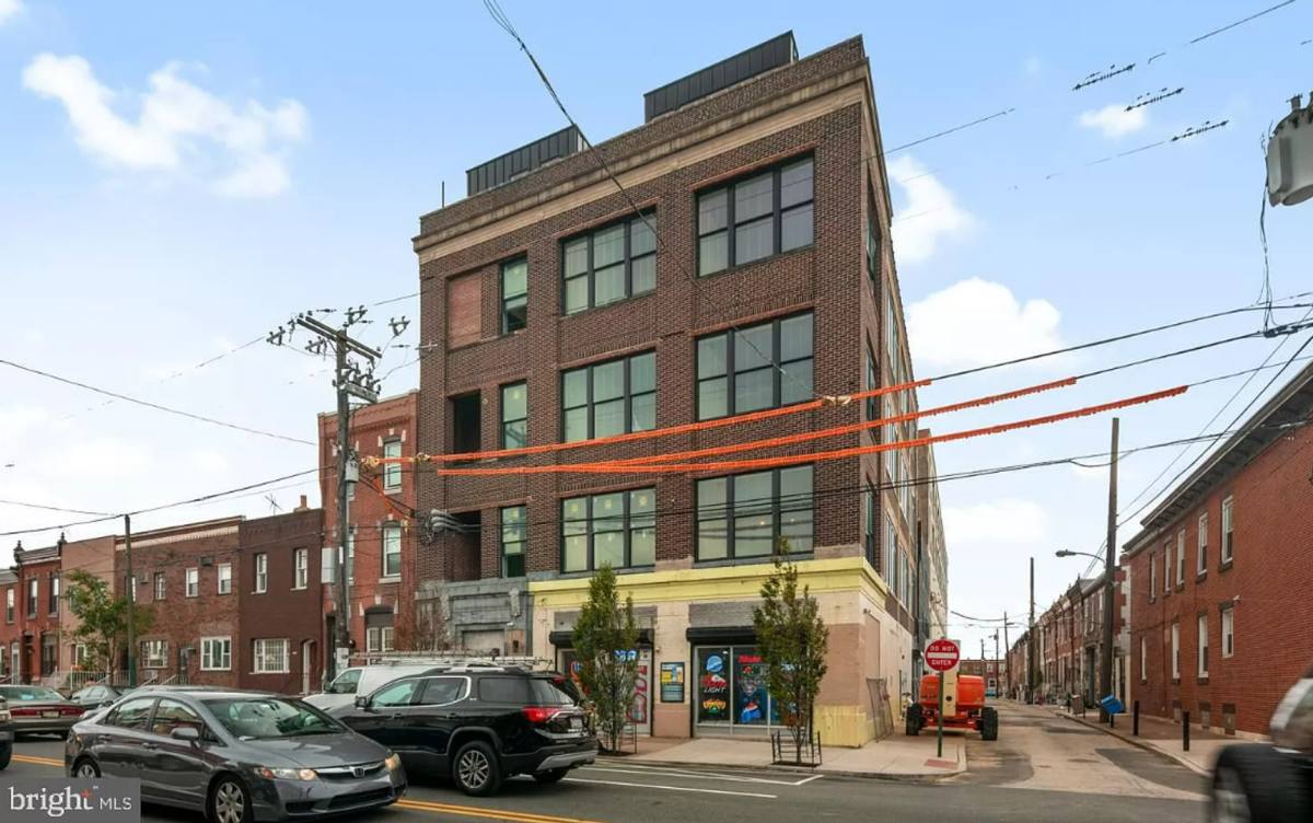 Apartment for rent at 1218-1222 Snyder Ave, Philadelphia, PA 19148