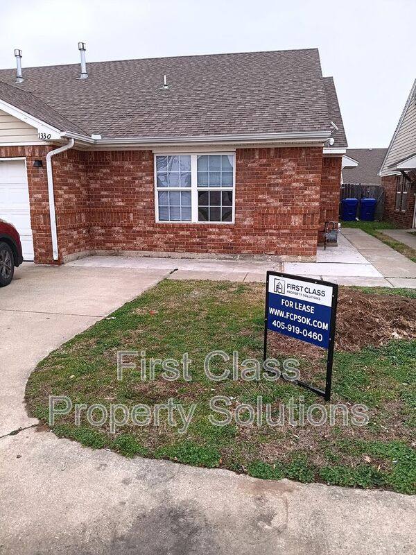 House for rent at 1330 Commerce Dr, Norman, OK 73071