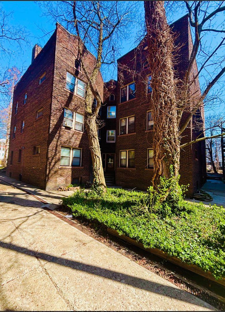 Apartment for rent at 11480 Hessler Rd, Cleveland, OH 44106