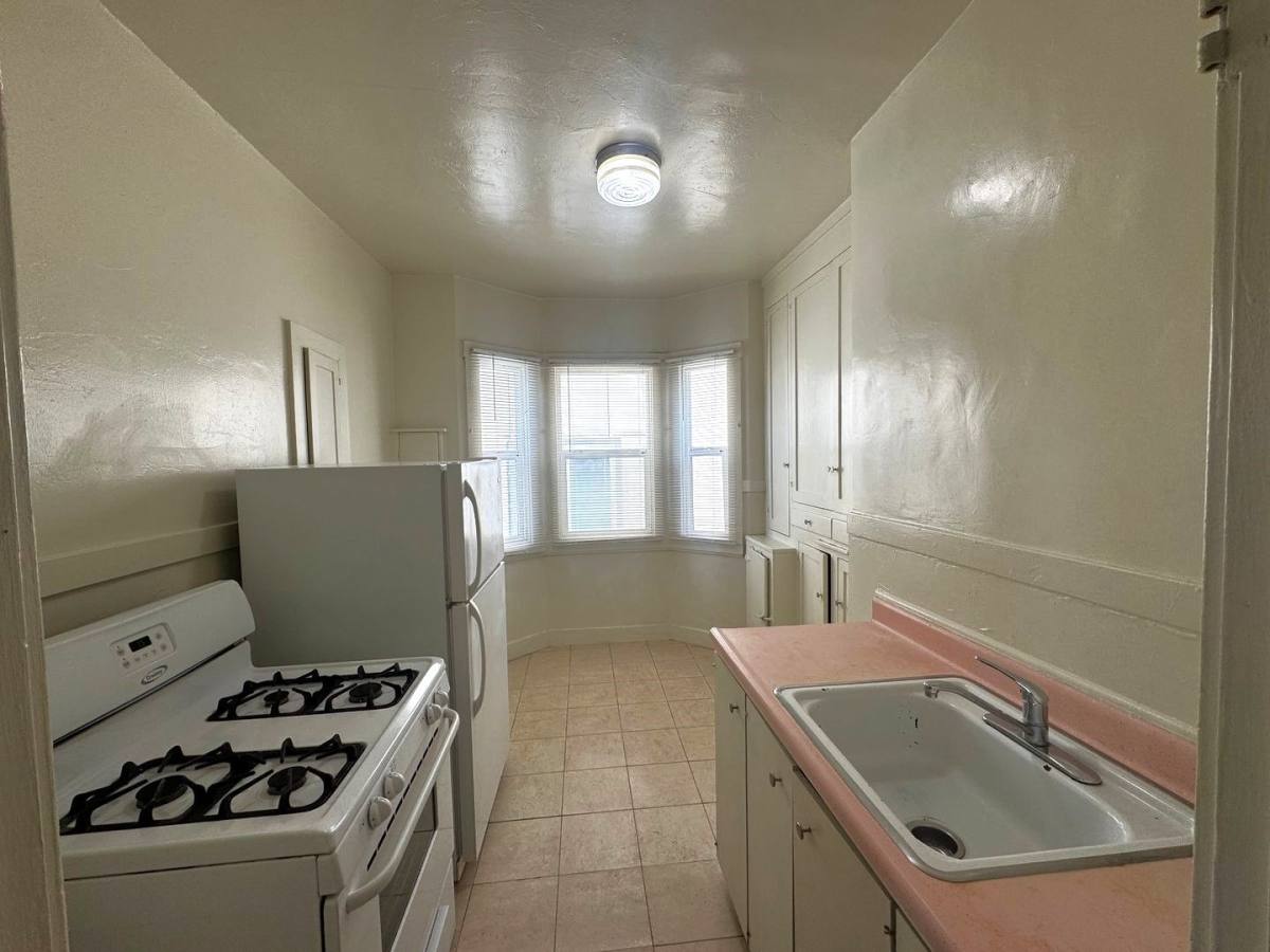 Apartment for rent at 1739 Oxford St, Berkeley, CA 94709