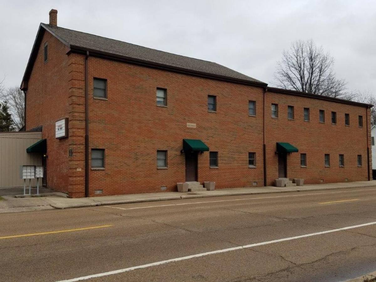 Apartment for rent at 507 E Main St, Mascoutah, IL 62258