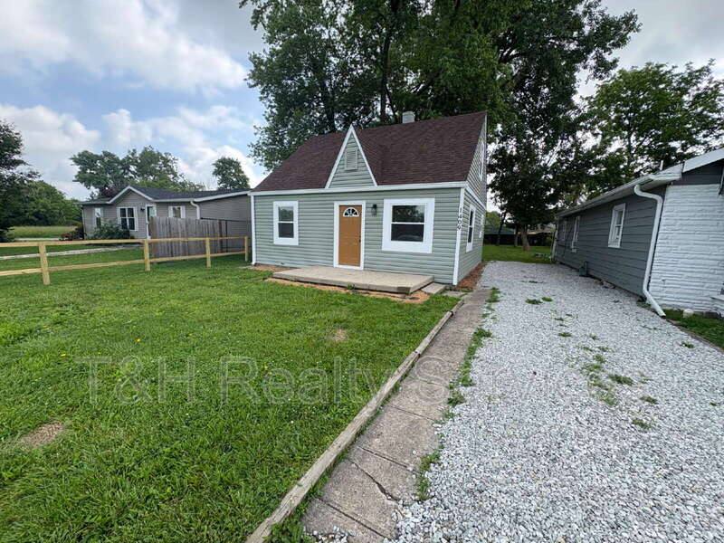 House for rent at 1409 S Kiel Ave, Indianapolis, IN 46241