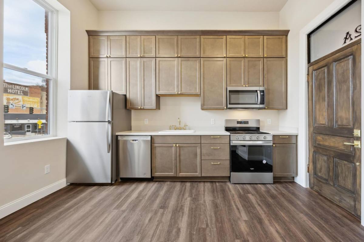 144 W Park St, Butte, MT 59701