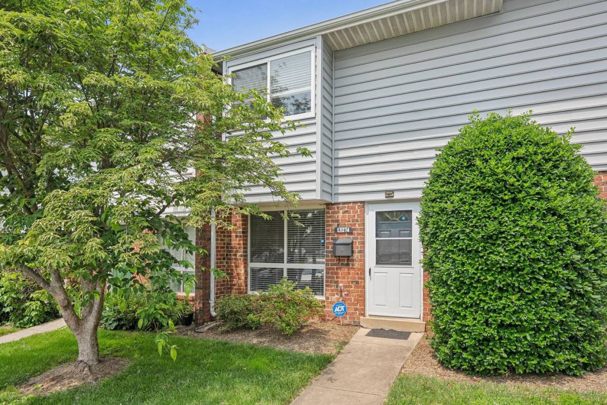 Townhouse for rent at 13274 Poener Place, Herndon, VA 20170