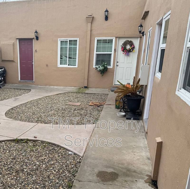 Apartment for rent at 416 1 2 N School St St6, Lodi, CA 95240