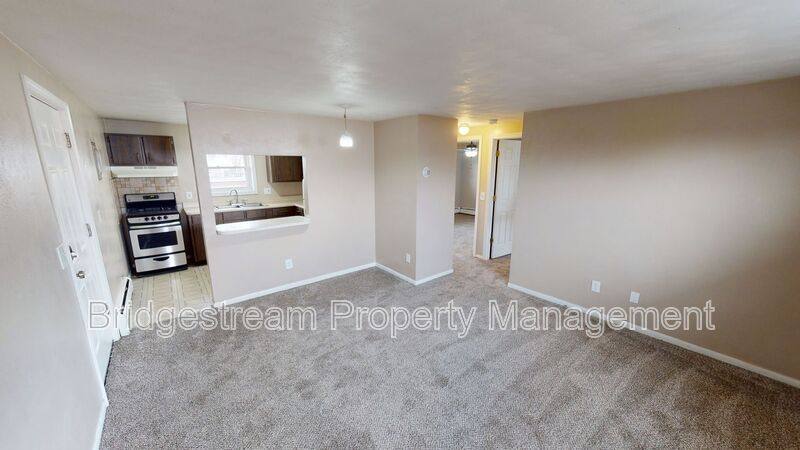 Apartment for rent at 413 Briarwood Ave #6, Dayton, OH 45403