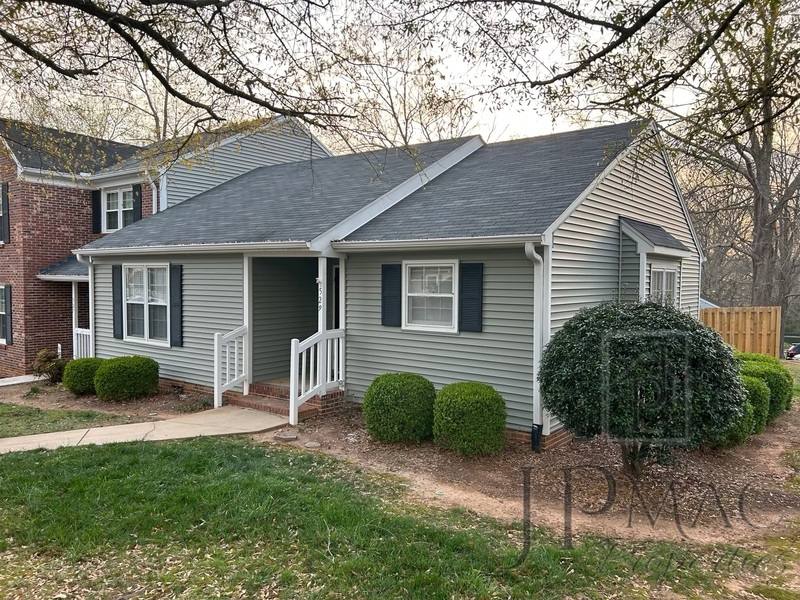 Townhouse for rent at 529 Wentworth St #1, Mauldin, SC 29662
