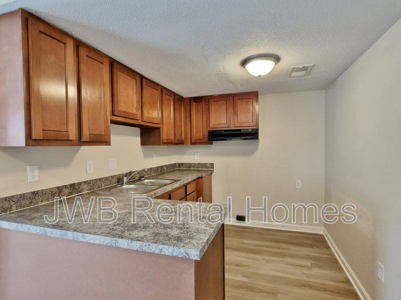 Apartment for rent at 851 Bert Rd #17, Jacksonville, FL 32211