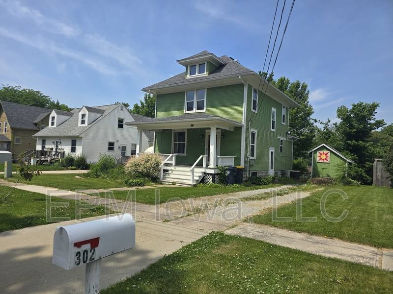 House for rent at 302 Long St, Williamsburg, IA 52361