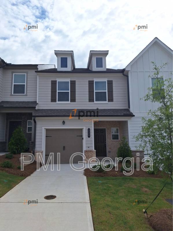 Townhouse for rent at 220 Kenoot Dr, McDonough, GA 30253