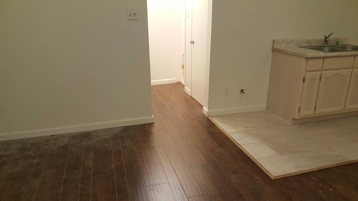 Apartment for rent at 11600 Atlantic Ave, Lynwood, CA 90262
