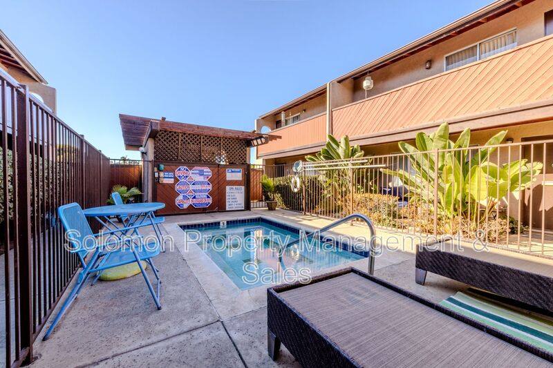 Townhouse for rent at 1021 N Vulcan Ave #15, Encinitas, CA 92024