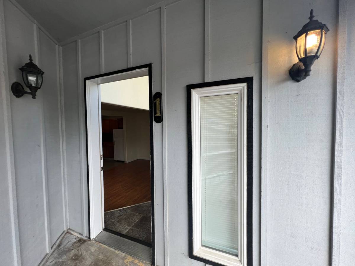 Apartment for rent at 173 NE Highway 20, Toledo, OR 97391