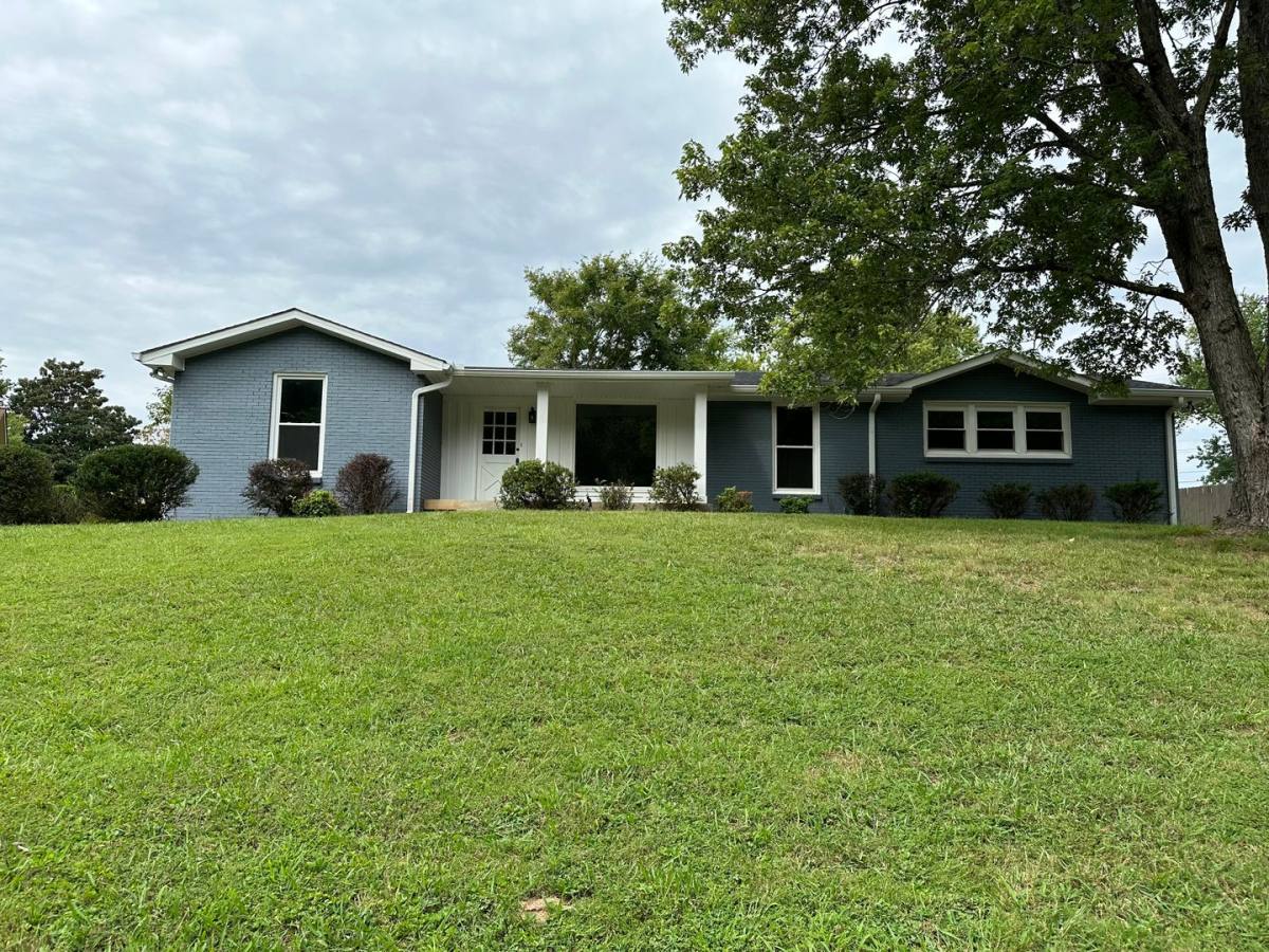 House for rent at 318 Kimbrough Rd, Clarksville, TN 37043