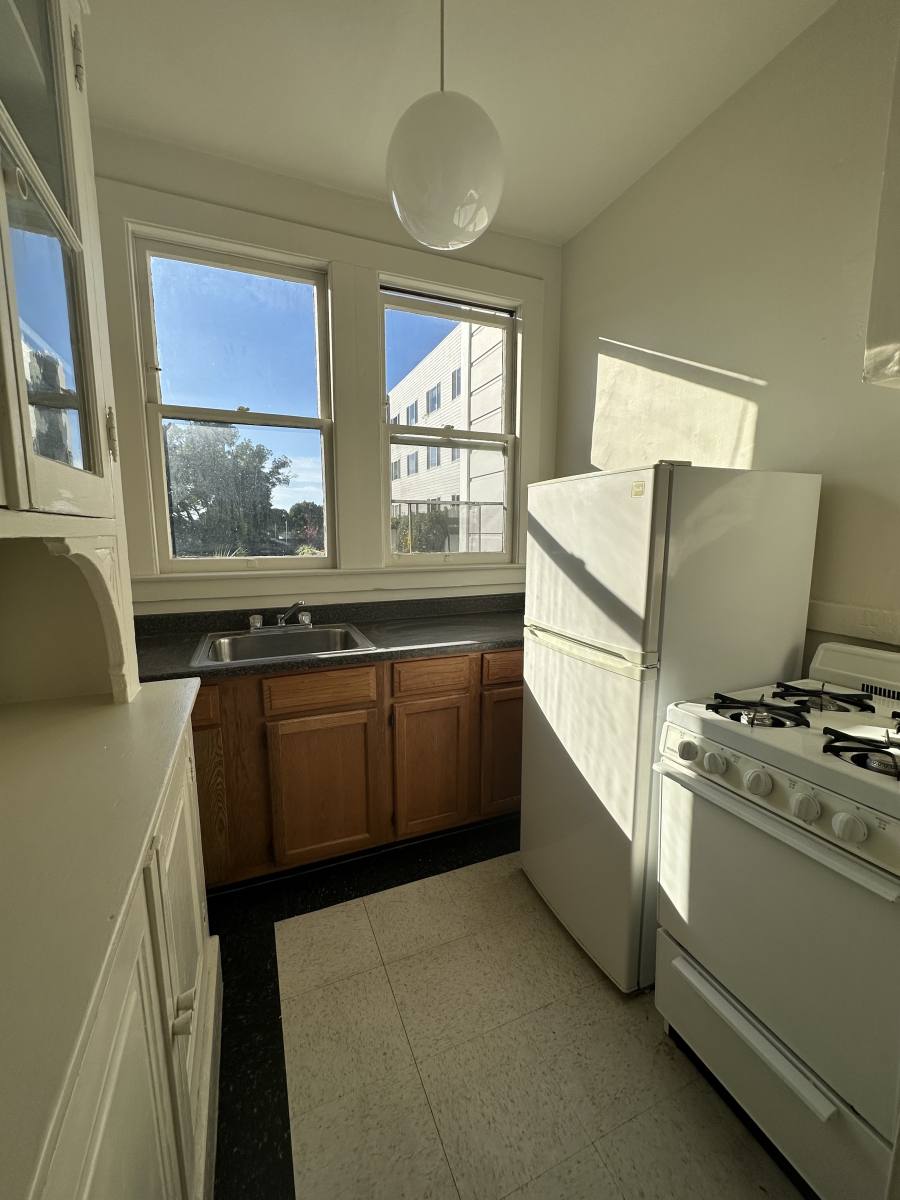 Apartment for rent at 507 Steiner St #5, San Francisco, CA 94117