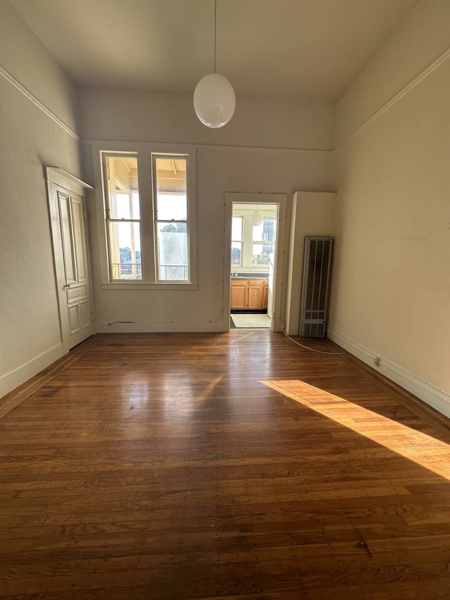 Apartment for rent at 507 Steiner St #5, San Francisco, CA 94117