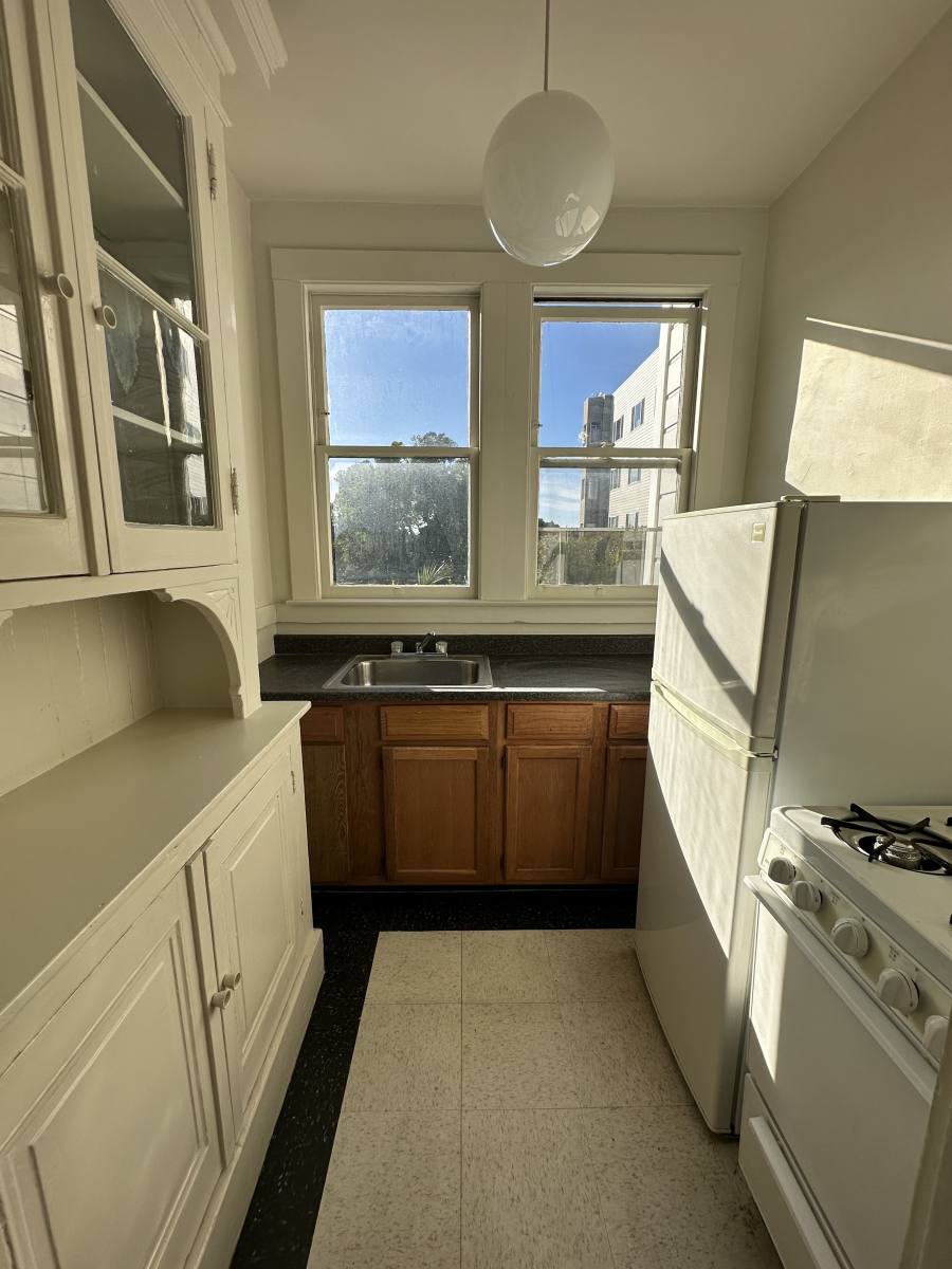 Apartment for rent at 507 Steiner St #5, San Francisco, CA 94117