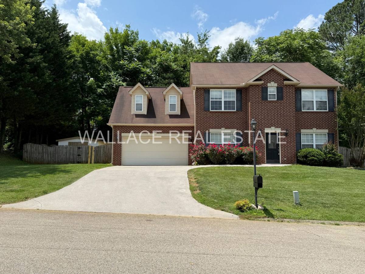 House for rent at 10829 Parkgate Lane, Farragut, TN 37934
