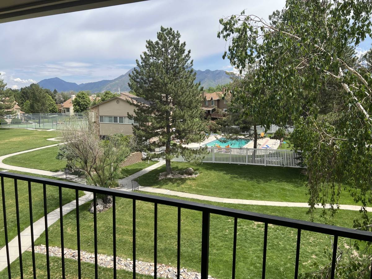 Condo for rent at 7737 Briarsprings Dr, Midvale, UT 84047