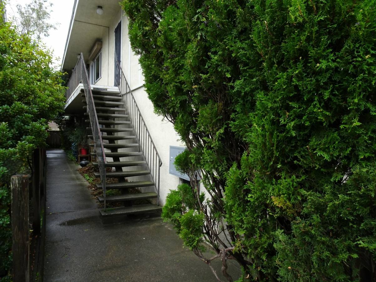 Apartment for rent at 2418 Prince St #4, Berkeley, CA 94705
