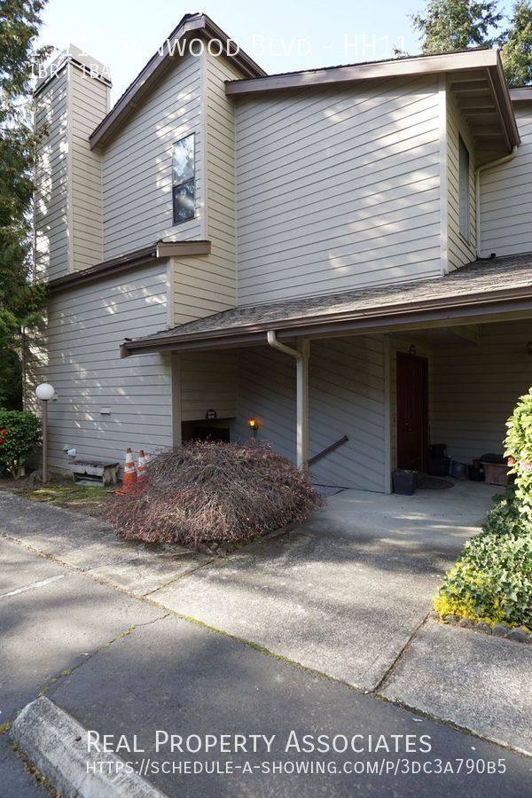 Condo for rent at 15113 Sunwood Blvd #HH11, Seattle, WA 98188