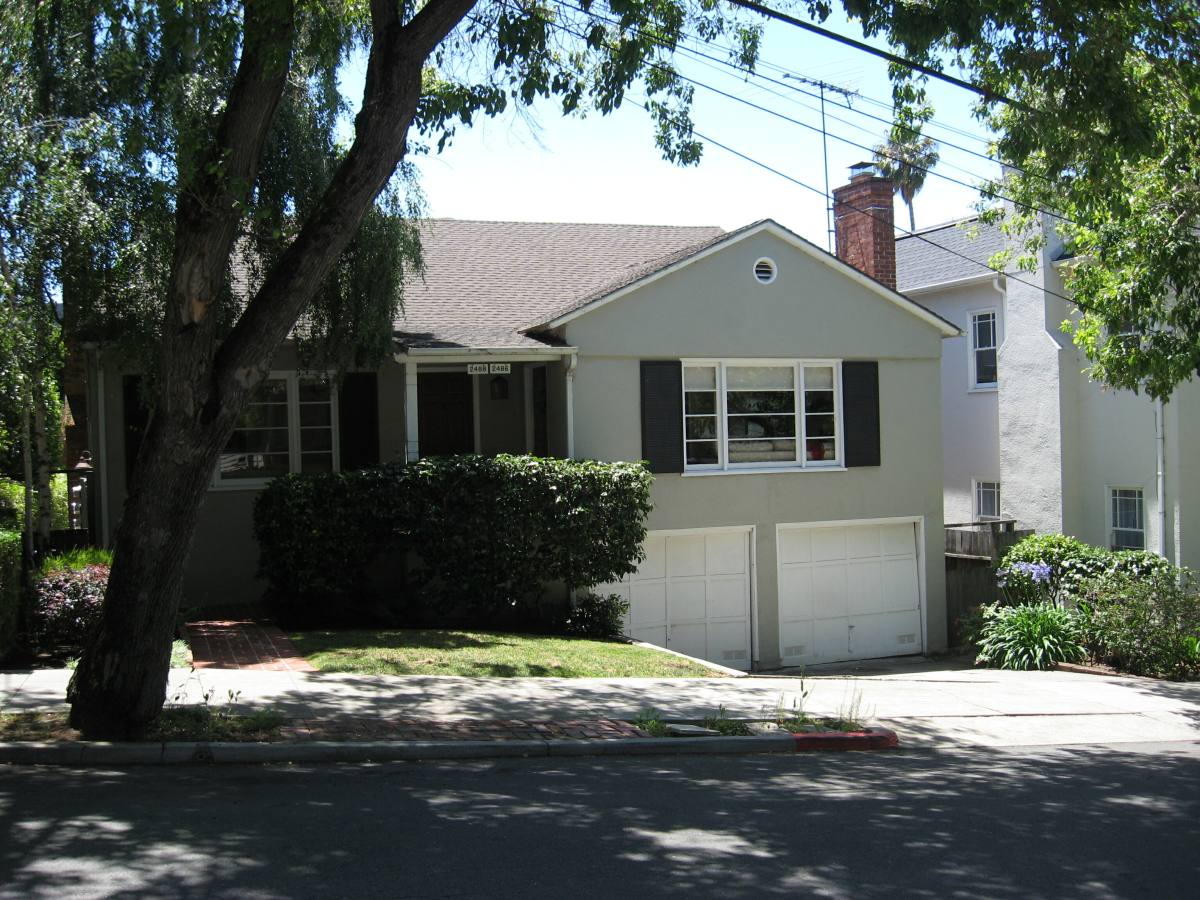 Apartment for rent at 2488 Hilgard Ave, Berkeley, CA 94709